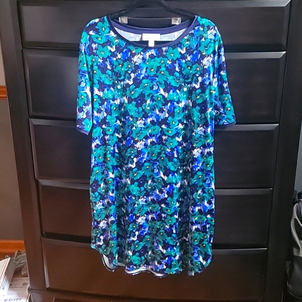 Stan Herman size large dress,floral,pretty flowy soft and silky - Picture 1 of 8